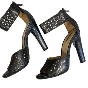 GEOX Respira Chic Black Women's Heels with Cutout Design -Comfort inner.